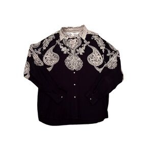 Ishyu Black and White Paisley Women's Blouse